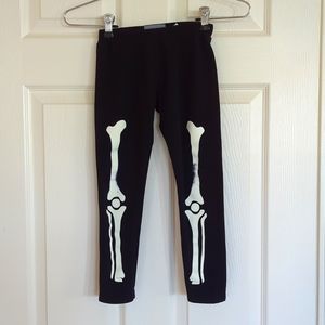 Children's Place, 5/6, skeleton fleece-lined pants, good used condition, warm